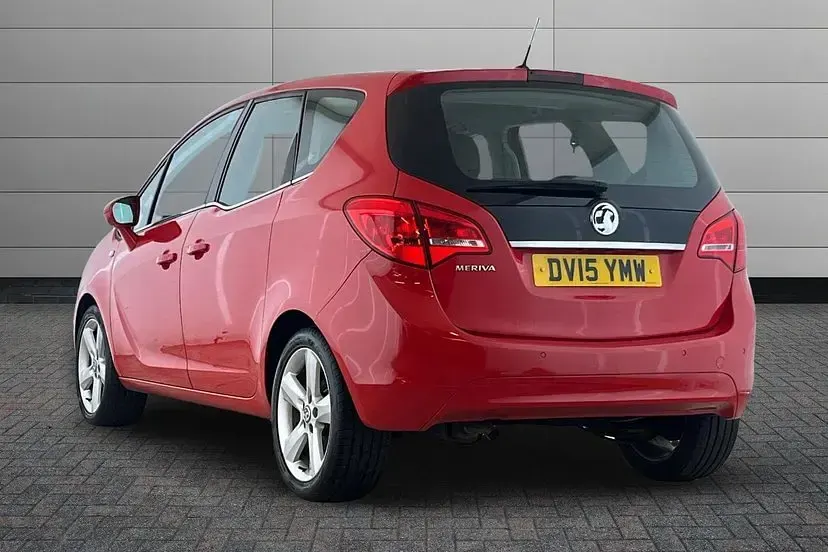 Used Vauxhall Meriva 99 HP (72 kW) 2015 Flame red MPV