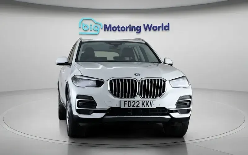 Used BMW X5 xLine 394 HP (289 kW) 2022 White SUV