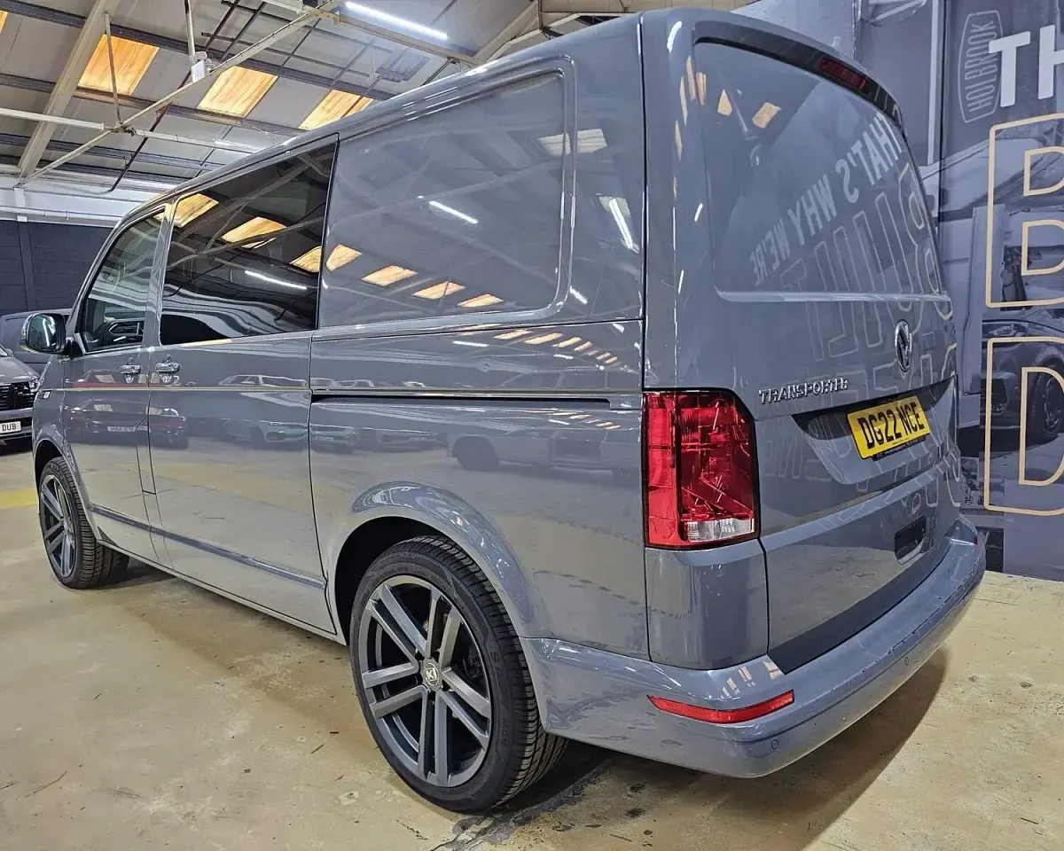 Used VW Transporter Highline 150 HP (110 kW) 2022 Grey Van