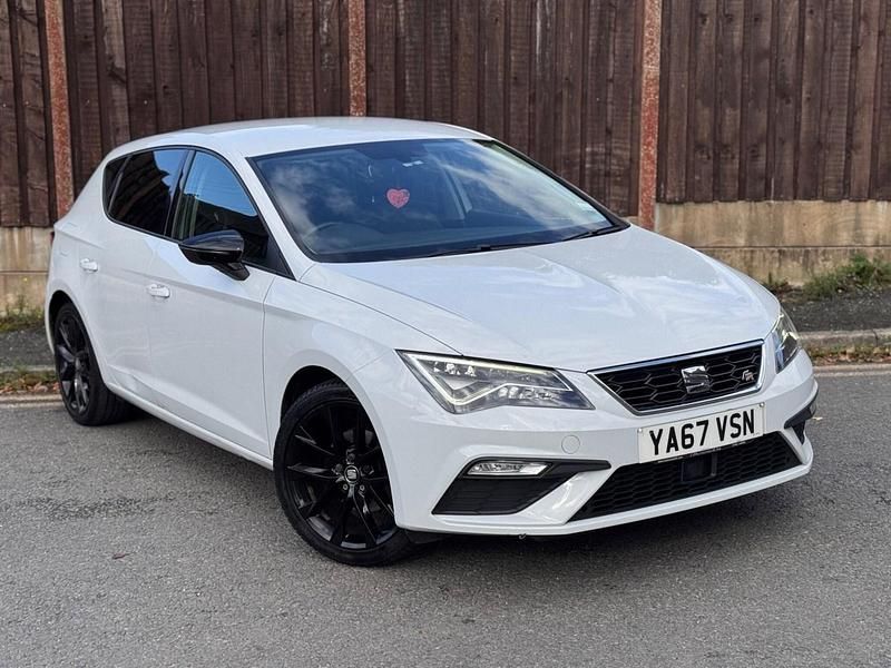 White Used 2018 Seat Leon FR Hatchback | £6,995 (Fair price) - Image 1/4