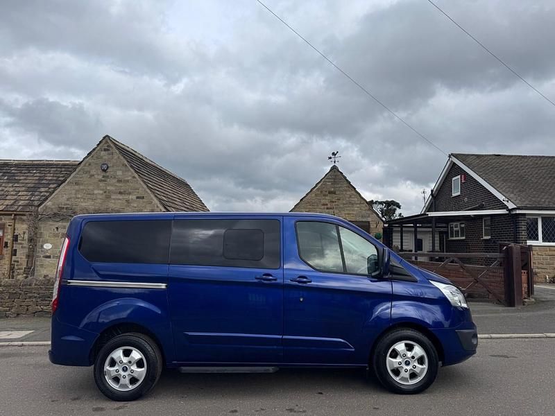 Used Ford Tourneo Titanium 2018 Blue MPV