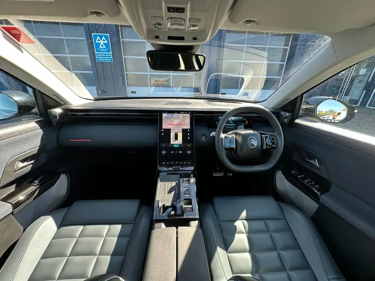 Used Citroën C5 Aircross Comfort 152 kW (207 HP) 2025 Blue SUV