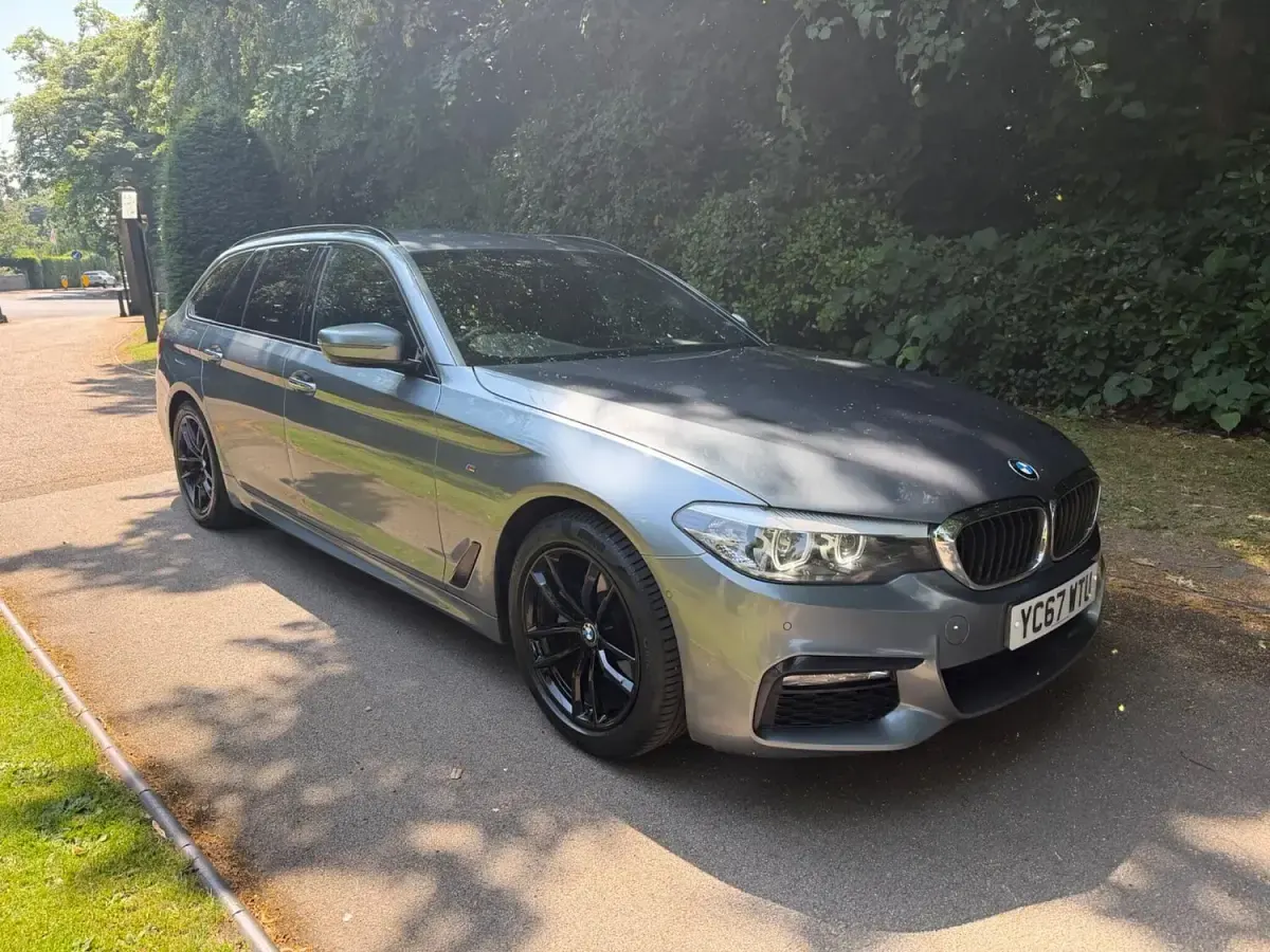 Used BMW 520 M Sport 187 HP (137 kW) 2017 Blue Estate