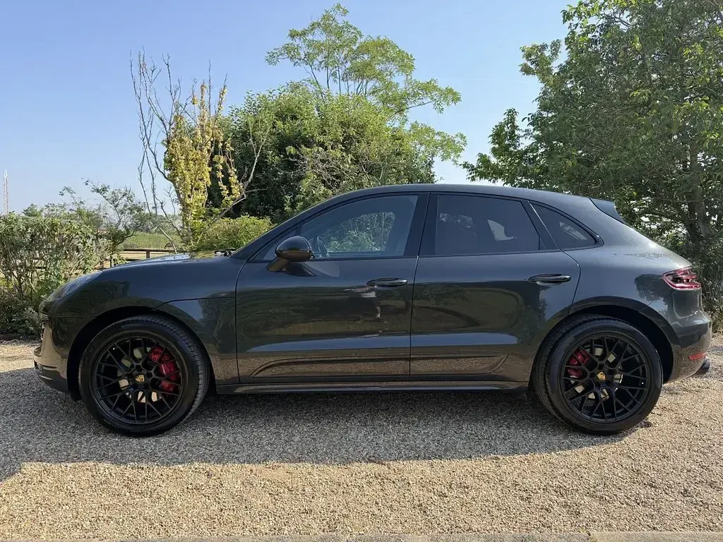 Used Porsche Macan 360 HP (264 kW) 2017 Grey SUV