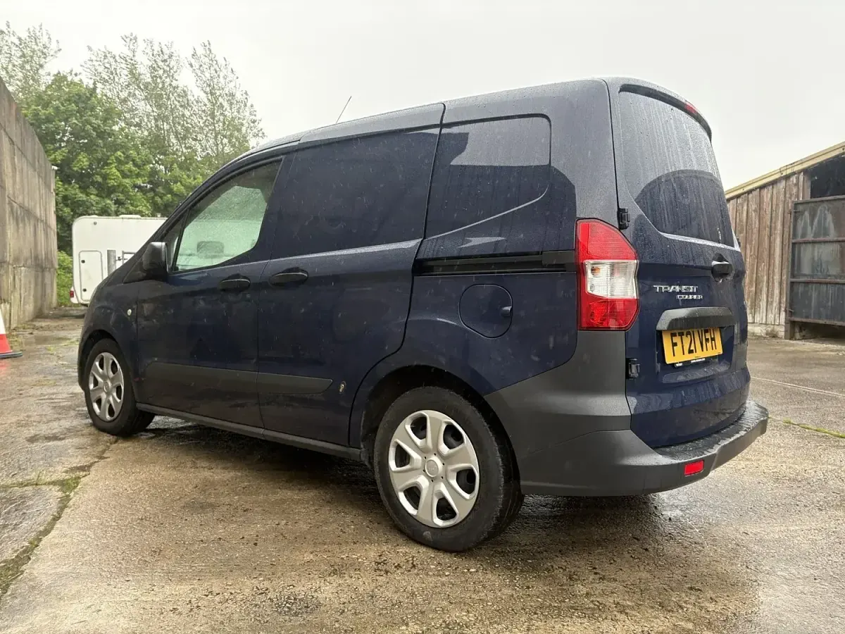 Used Ford Transit Trend 2021 Blue Van