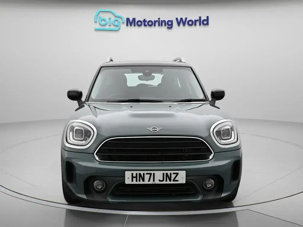Used Mini Cooper Countryman Classic 136 HP (100 kW) 2021 Green SUV