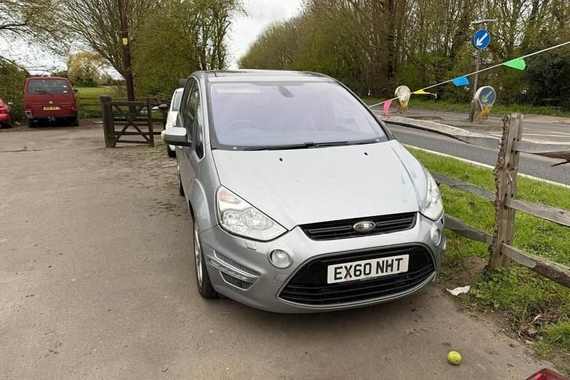 Used Ford S-MAX Titanium 140 HP (102 kW) 2010 Silver MPV