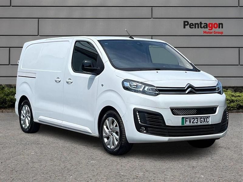White Used 2023 Citroën Dispatch MPV | £19,495 - Image 1/4