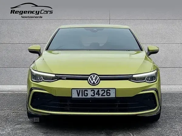 Used VW Golf VIII R-line 148 HP (108 kW) 2021 Yellow Hatchback