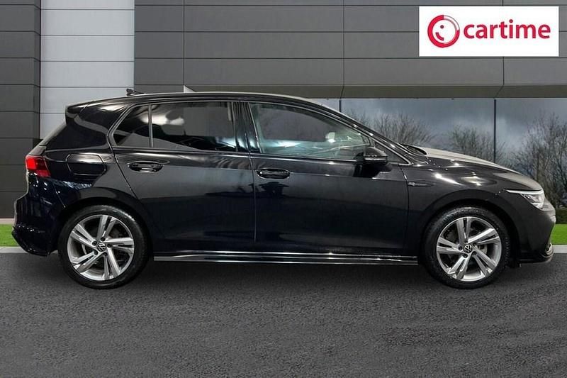 Used VW Golf VIII R-line 150 HP (110 kW) 2022 Black Hatchback