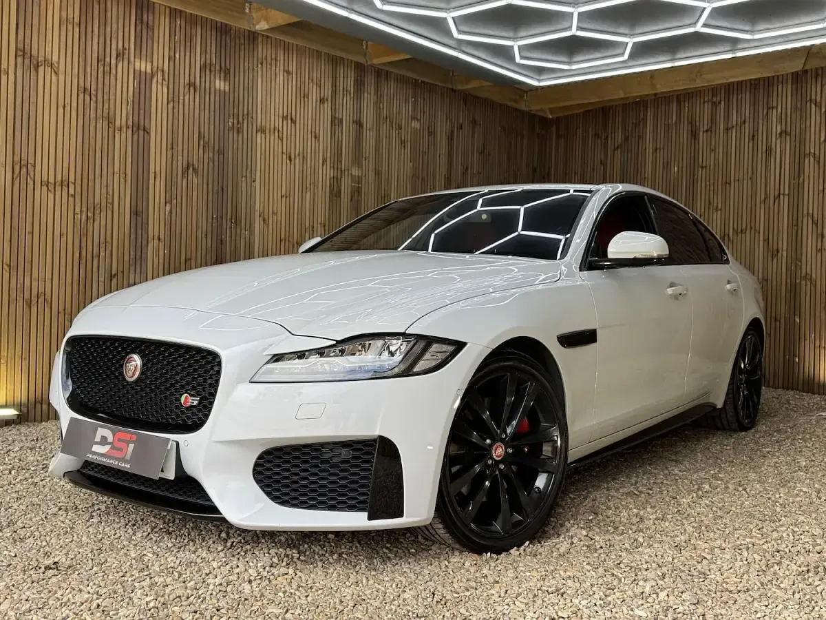 Used Jaguar XF Supercharged 2016 White Sedan