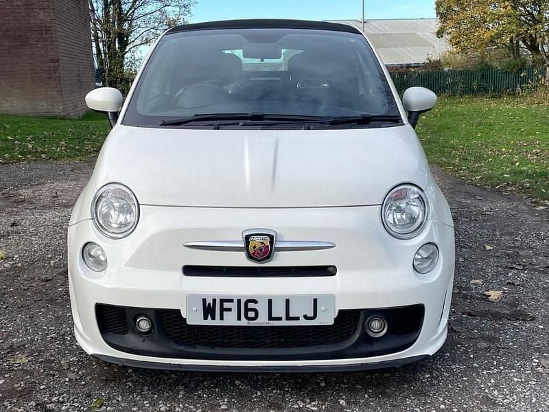 Used Abarth 500C 143 HP (105 kW) 2016 White Cabriolet
