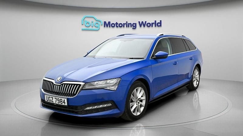 Used Skoda Superb SE 150 HP (110 kW) 2021 Blue Estate
