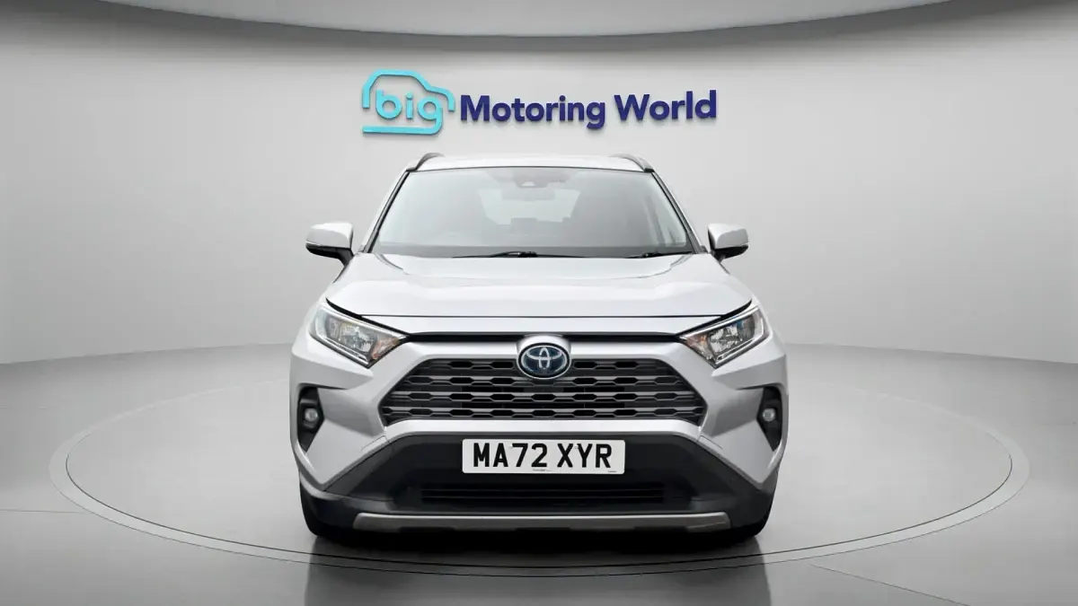 Usado Toyota RAV4 Hybrid 215 CV (158 kW) 2022 SUV
