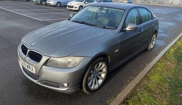 Used BMW 318 2009 Grey Sedan