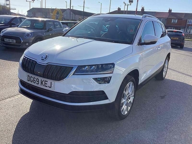Used Skoda Karoq SE L 115 HP (84 kW) 2019 White SUV