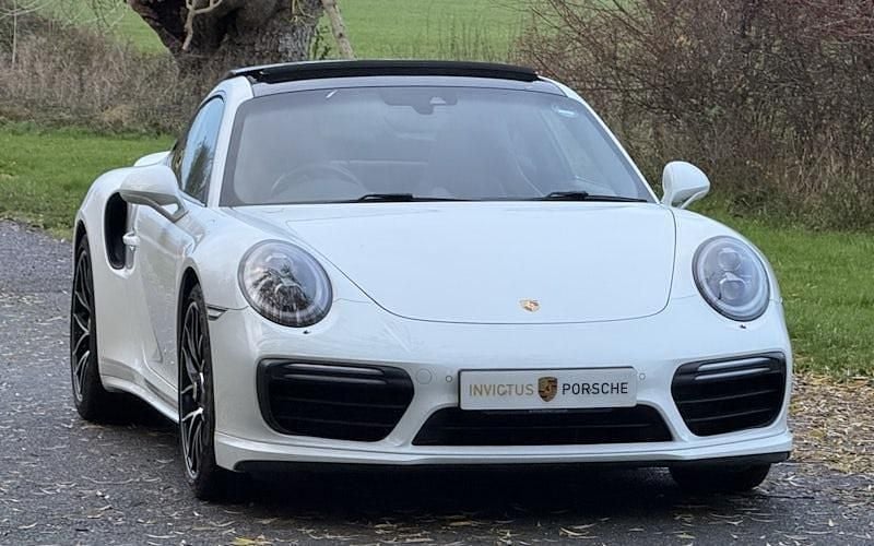 Used Porsche 911 Turbo 581 HP (427 kW) 2017 Coupe