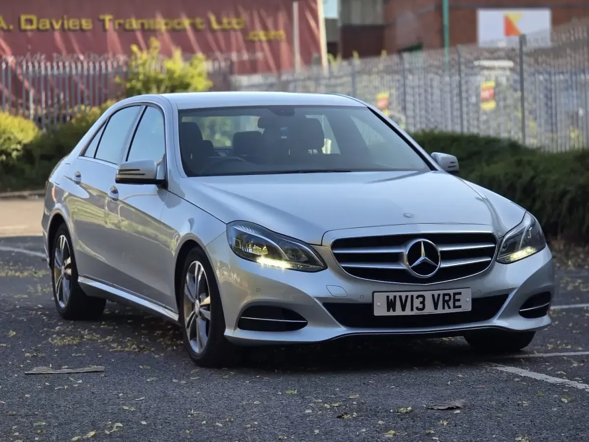 Used Mercedes E220 SE 170 HP (125 kW) 2013 Silver Sedan