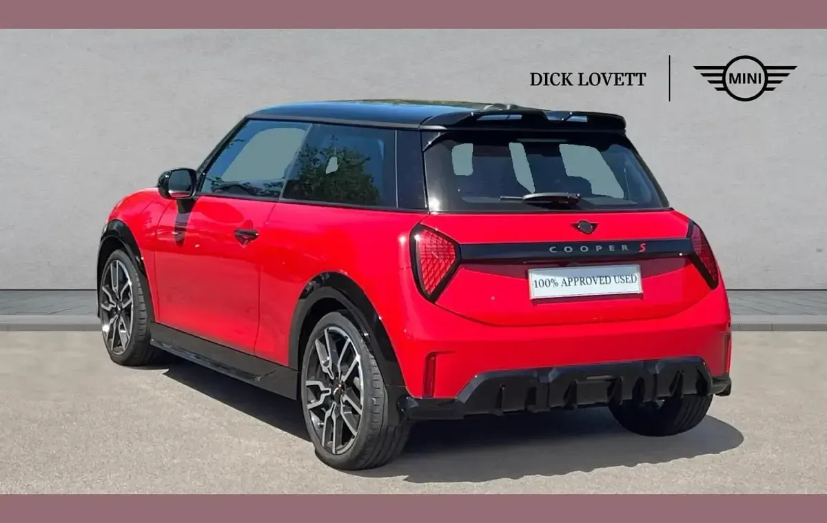 Used Mini Cooper Sport 200 HP (147 kW) 2024 Red Hatchback