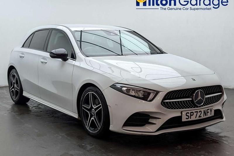 Used Mercedes A180 Executive 116 HP (85 kW) 2022 White Hatchback