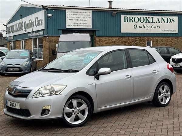 Silver Used 2010 Toyota Auris Hatchback | £7,495 - Image 1/1