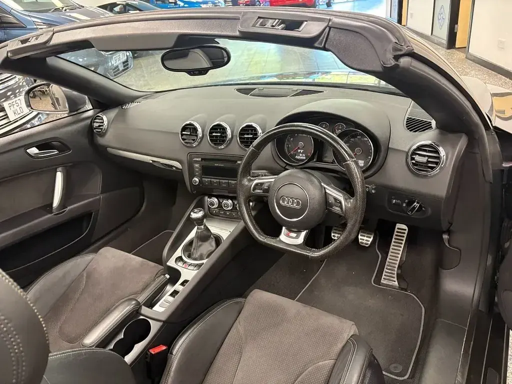Used Audi TT Roadster S-Line 160 HP (117 kW) 2012 Grey Cabriolet