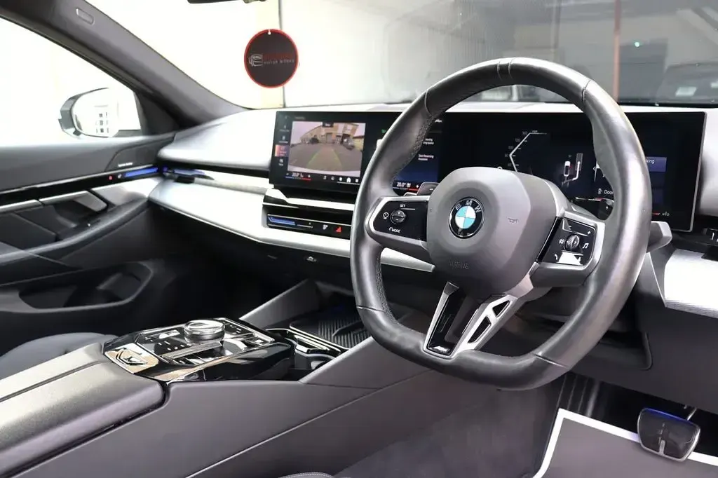 Used BMW 520 M Sport 2023 White Sedan