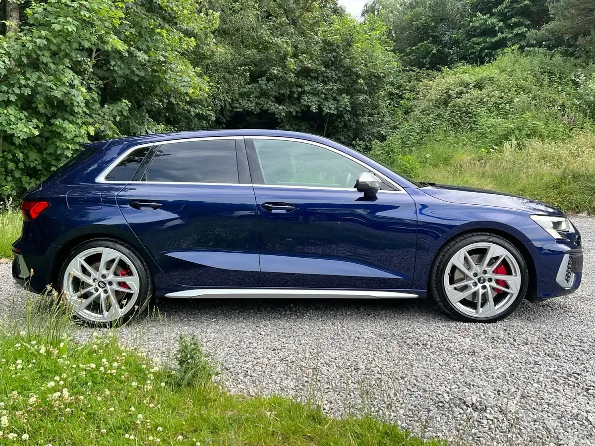 Used Audi S3 Sportback Comfort 310 HP (228 kW) 2021 Blue Hatchback