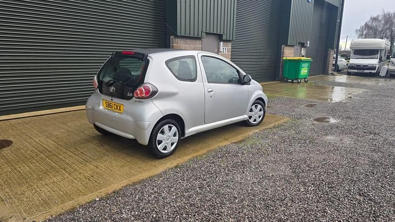 Used Toyota Aygo 2011 Silver Hatchback