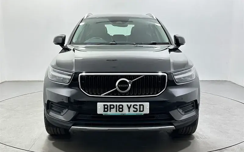 Used Volvo XC40 Momentum 150 HP (110 kW) 2020 SUV