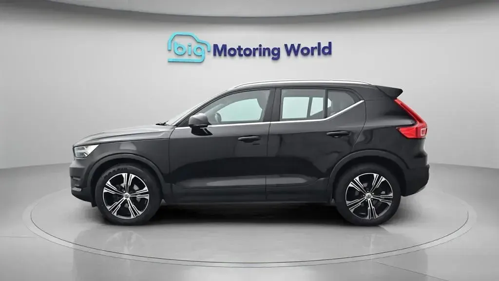Used Volvo XC40 Inscription 163 HP (119 kW) 2021 Black SUV