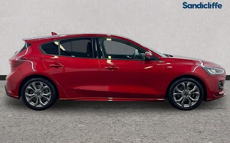 Used Ford Focus ST-Line 155 HP (114 kW) 2025 Hatchback