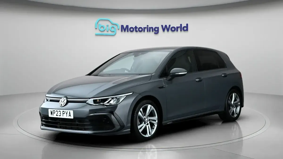 Used VW Golf VIII R-line 150 HP (110 kW) 2023 Grey Hatchback