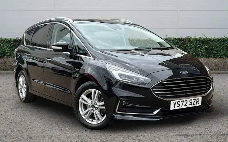 Used Ford S-MAX Titanium 190 HP (139 kW) 2022 MPV