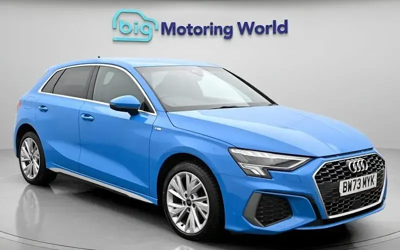 Used Audi A3 Sportback e-tron S-Line 204 HP (150 kW) 2024 Hatchback