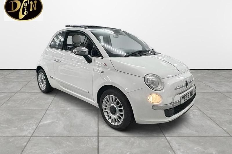 White Used 2008 Fiat 500 Lounge Hatchback | £4,995 (Fair price) - Image 1/1