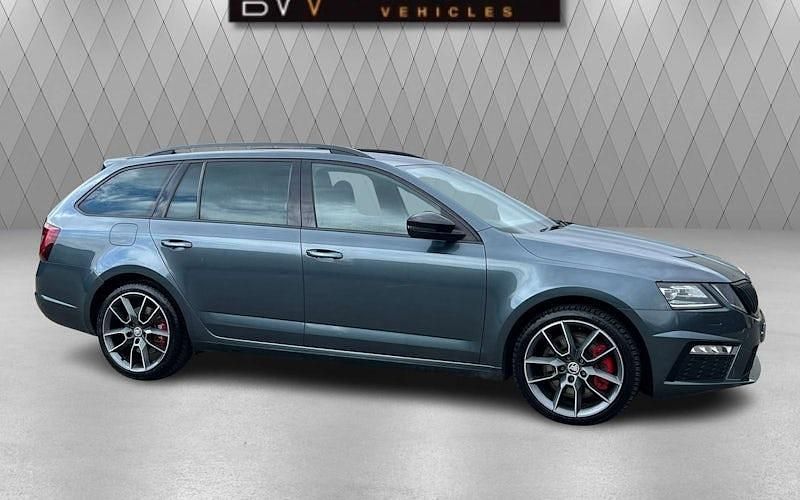 Used Skoda Octavia vRS 245 HP (180 kW) 2019 Grey Estate