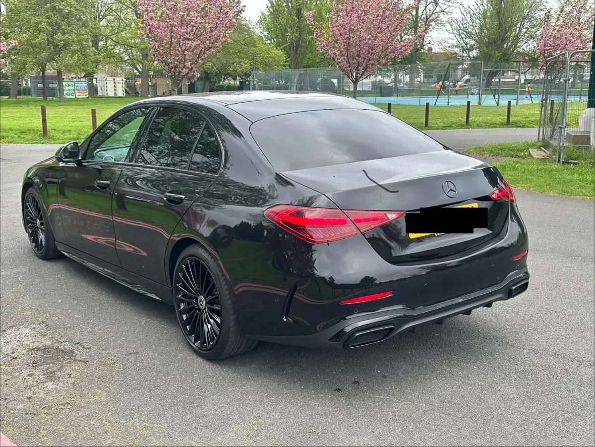 Used Mercedes C220 AMG Line Premium 200 HP (147 kW) 2022 Black Sedan