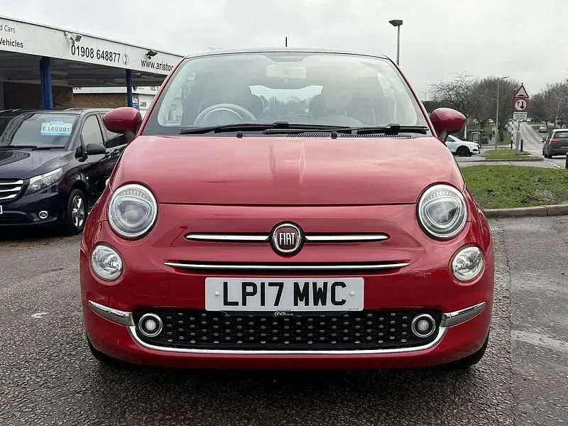 Usado Fiat 500 Lounge 69 HP (50 kW) 2017 Vermelho Citadino
