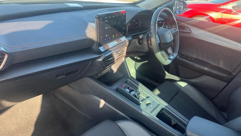 Used Cupra Formentor 204 HP (150 kW) 2024 White SUV