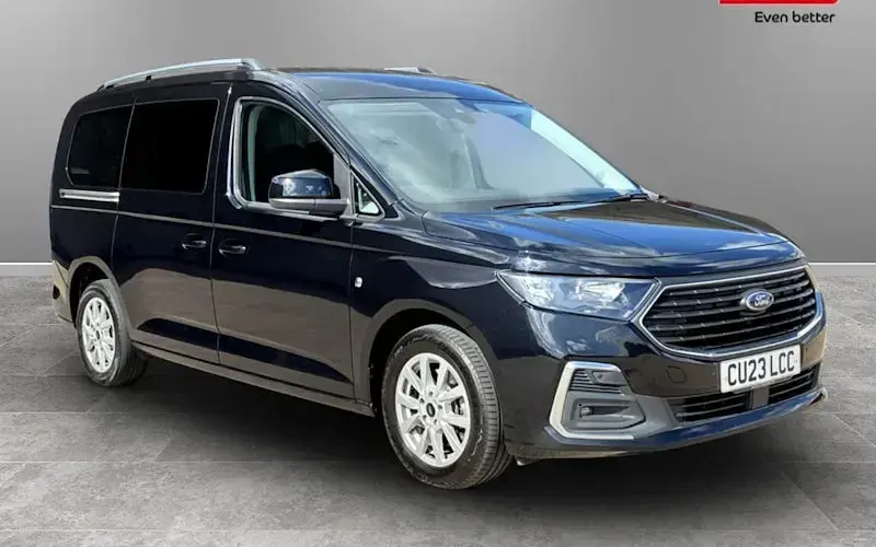 Used Ford Tourneo Connect Titanium 122 HP (89 kW) 2023 MPV