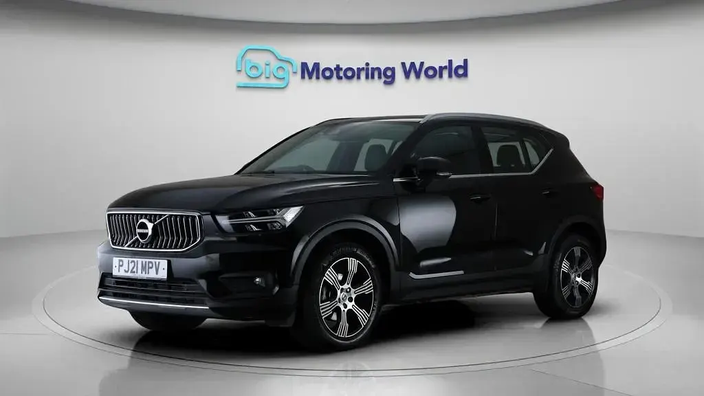 Used Volvo XC40 Inscription 163 HP (119 kW) 2021 Black SUV