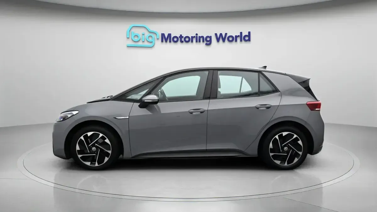 Begagnad VW ID.3 Pro 150 kW (204 HK) 2022 Grå Halvkombi