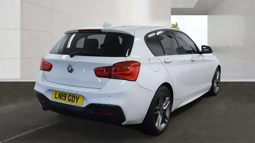 Used BMW 118 M Sport 2019 White Hatchback