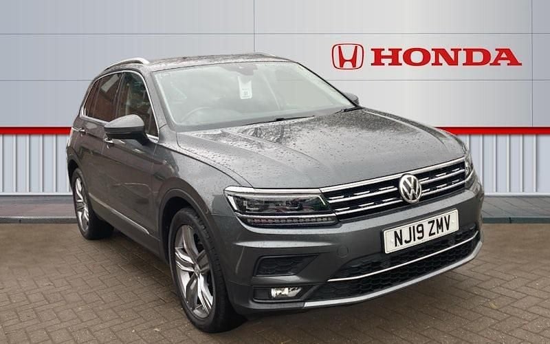 Grey Used 2019 VW Tiguan SEL SUV | £19,146 (Fair price) - Image 1/4
