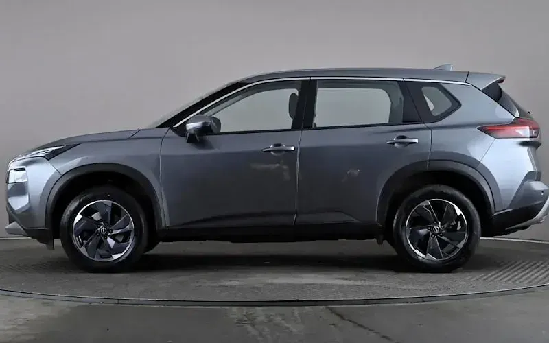 Used Nissan X-Trail Acenta Premium 163 HP (119 kW) 2025 Grey SUV