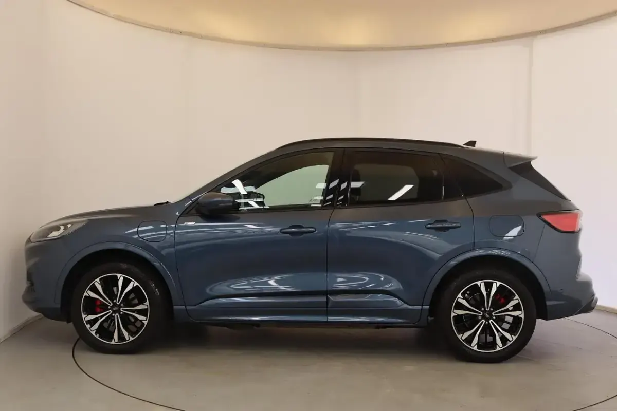 Used Ford Kuga ST-Line X 222 HP (163 kW) 2022 Blue SUV