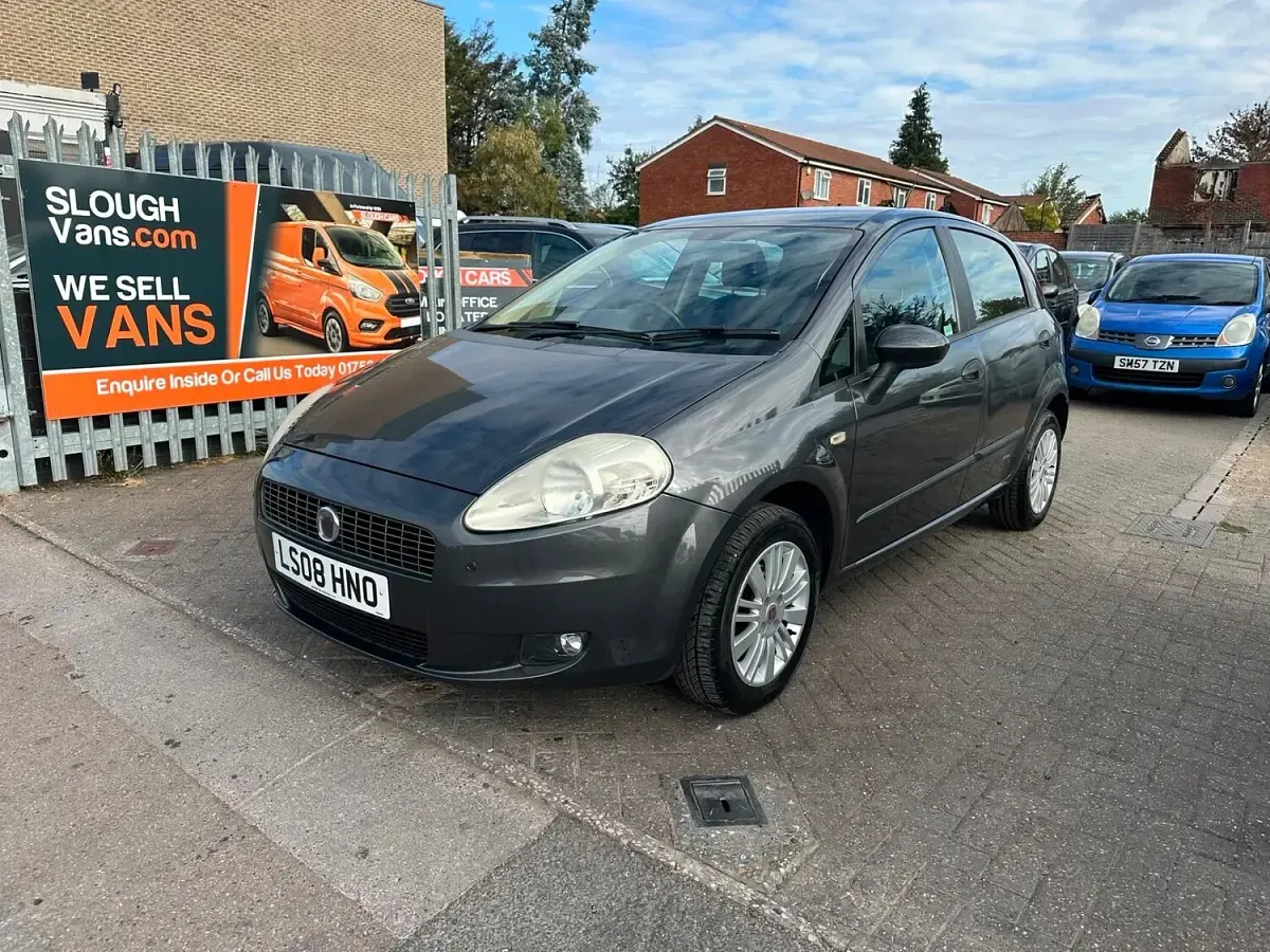Used Fiat Grande Punto Dynamic 65 HP (47 kW) 2008 Grey Hatchback