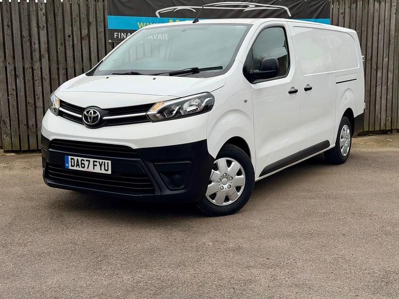 Used Toyota Proace 2017 White MPV