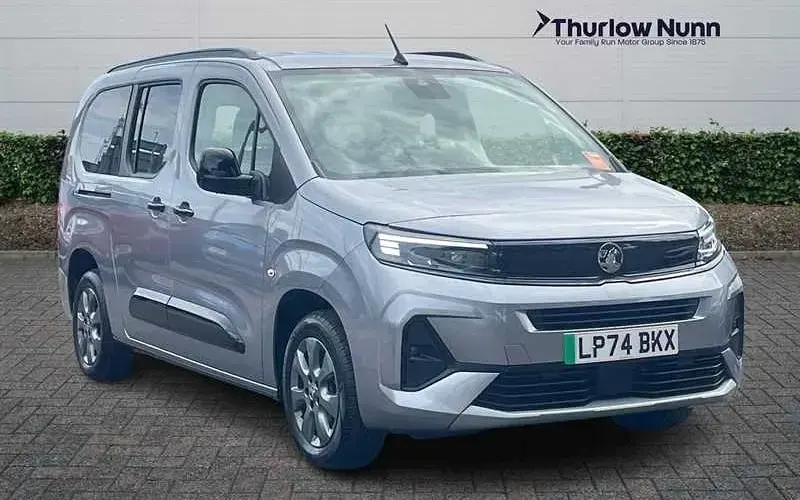 Used Vauxhall Combo Ultimate 100 kW (136 HP) 2026 MPV